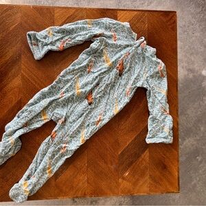 Kate Quinn footie onesie and hat/bow